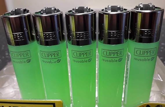 4 x CLIPPER LIGHTERS - NO FULE GREEN TRANSPARANTS