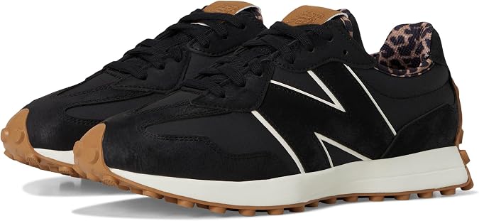 New Balance Women's Women's 327 Golf Spikeless, True Black 9.5,Medium