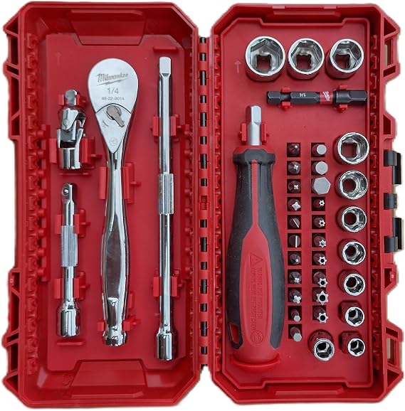 Milawaukee Ratchet, Socket and Bit Set 1/4 Inch 38 Pieces