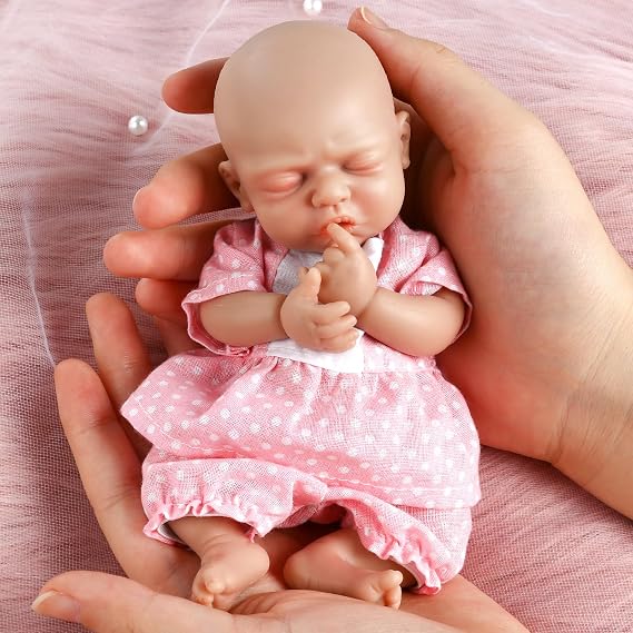 Vollence 7 inch Mini Silicone Reborn Baby Dolls Girl Realistic Small Babies Perfect for Children's Christmas Birthday Gifts