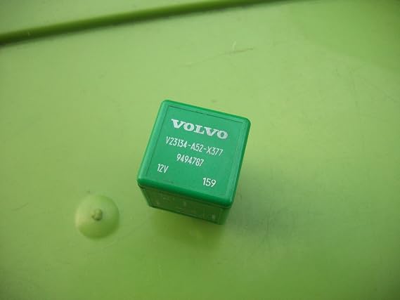 Volvo fuel pump S40 V40 RELAY 9494787 V23134-A52-X377