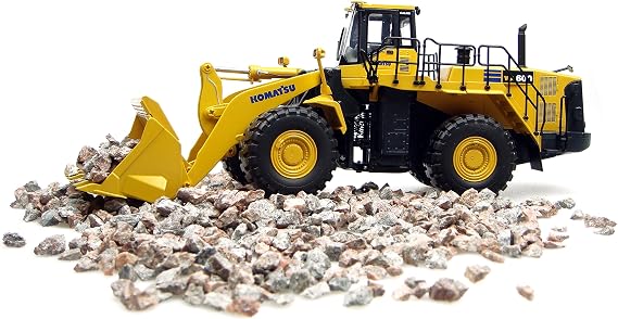 Universal Hobbies Komatsu WA 600 Wheeled Loader